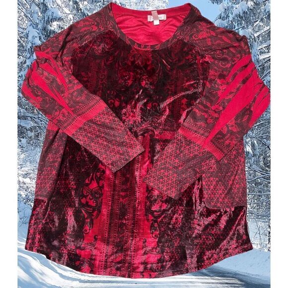 Dressbarn Long Sleeve Red Velvet pullover top - Picture 1 of 7